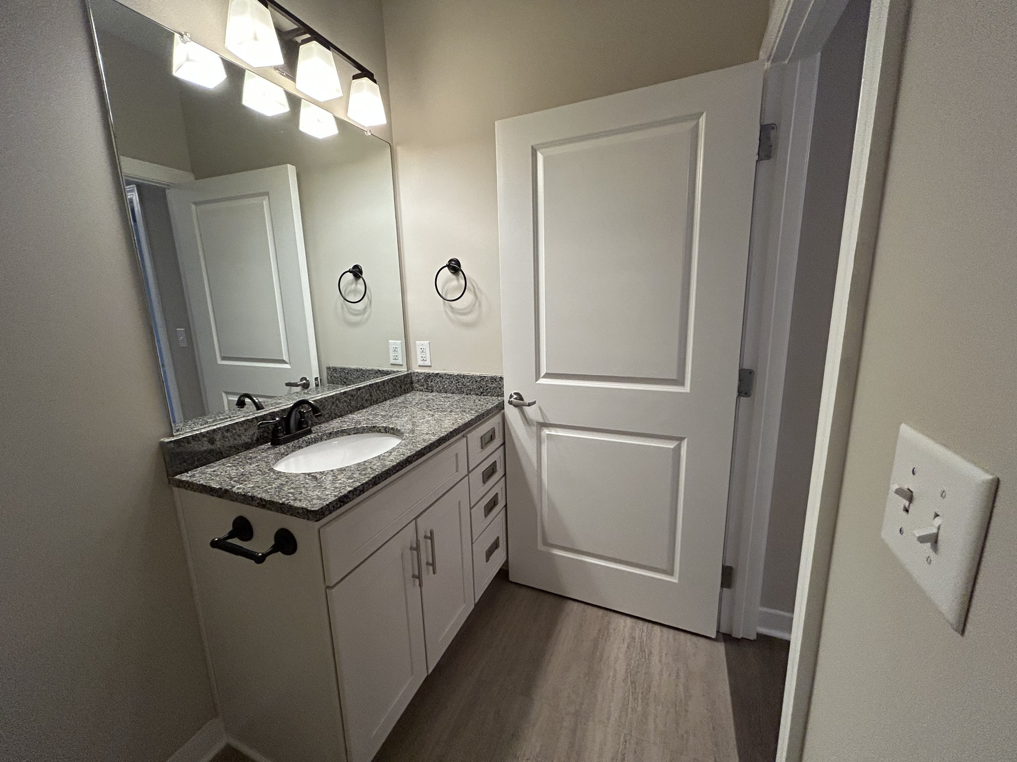 1319 W Main Street Franklin TN 37064