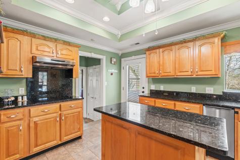 137 Lake Shore Boulevard Coalmont TN 37313