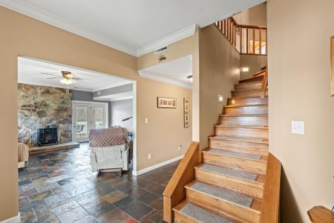 137 Lake Shore Boulevard Coalmont TN 37313