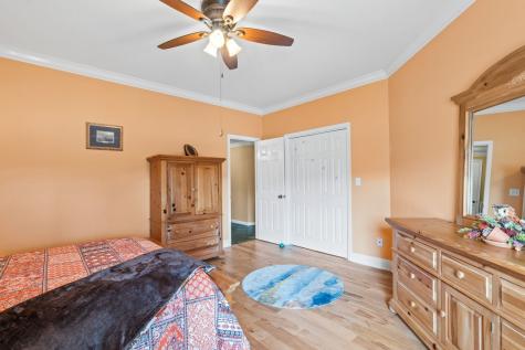 137 Lake Shore Boulevard Coalmont TN 37313