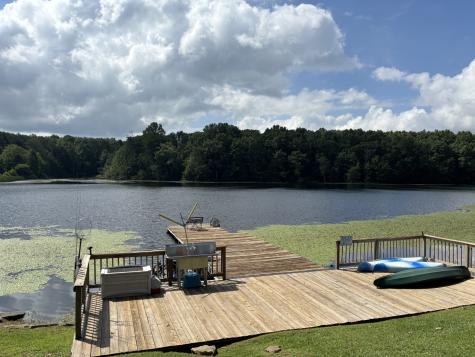 137 Lake Shore Boulevard Coalmont TN 37313