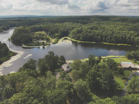 137 Lake Shore Boulevard Coalmont TN 37313