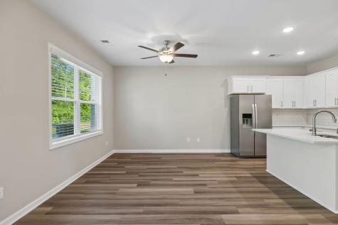 353 Carver Connection Lebanon TN 37087