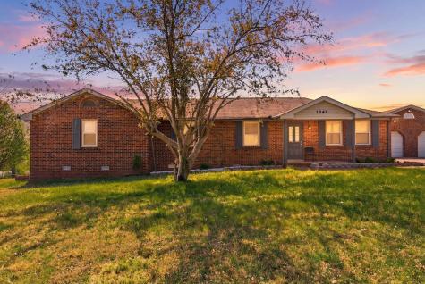1848 Cardinal Drive Pleasant View TN 37146