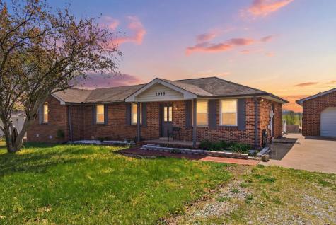 1848 Cardinal Drive Pleasant View TN 37146