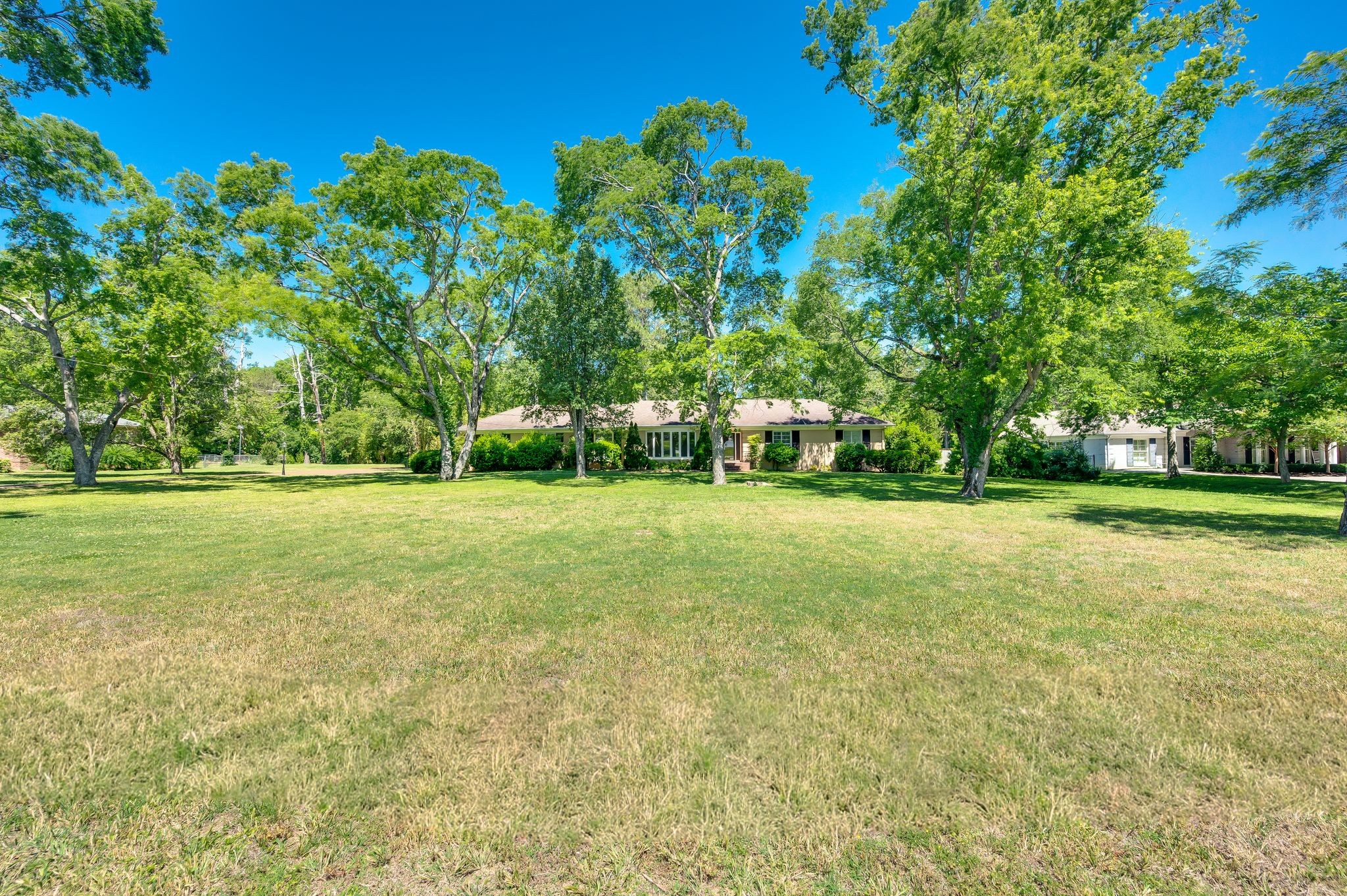 6412 Harding Pike Nashville TN 37205