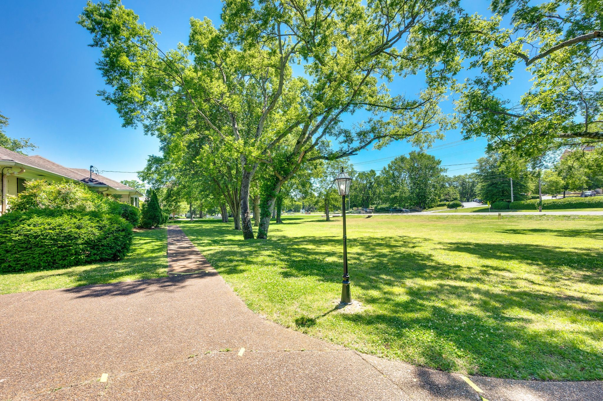6412 Harding Pike Nashville TN 37205