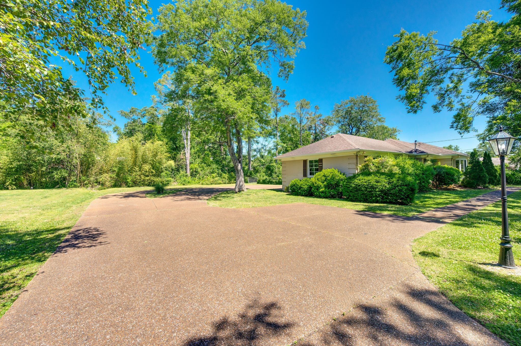 6412 Harding Pike Nashville TN 37205