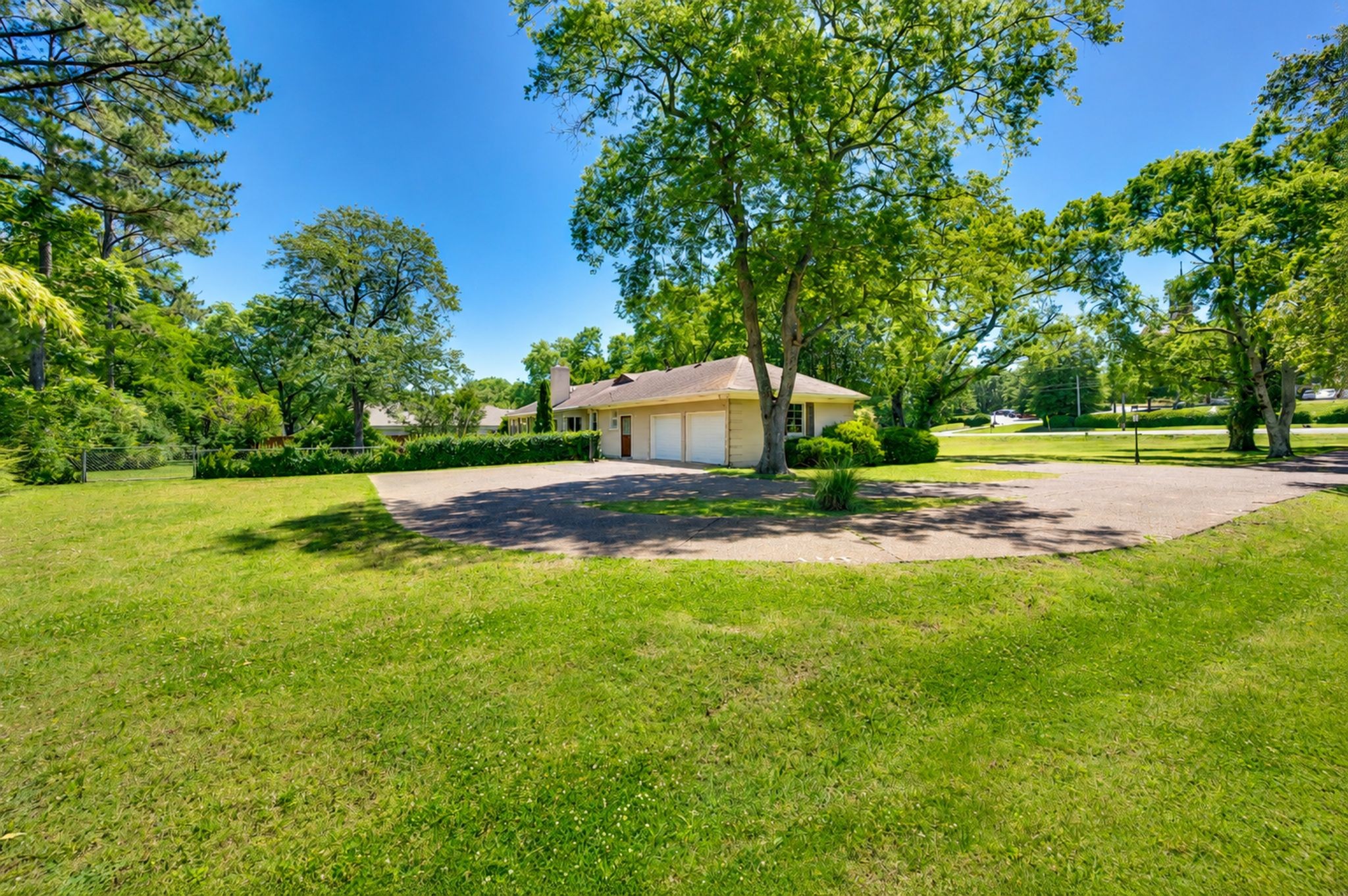 6412 Harding Pike Nashville TN 37205