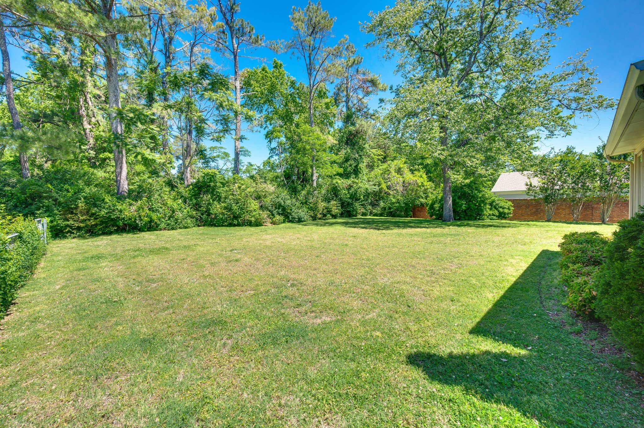 6412 Harding Pike Nashville TN 37205