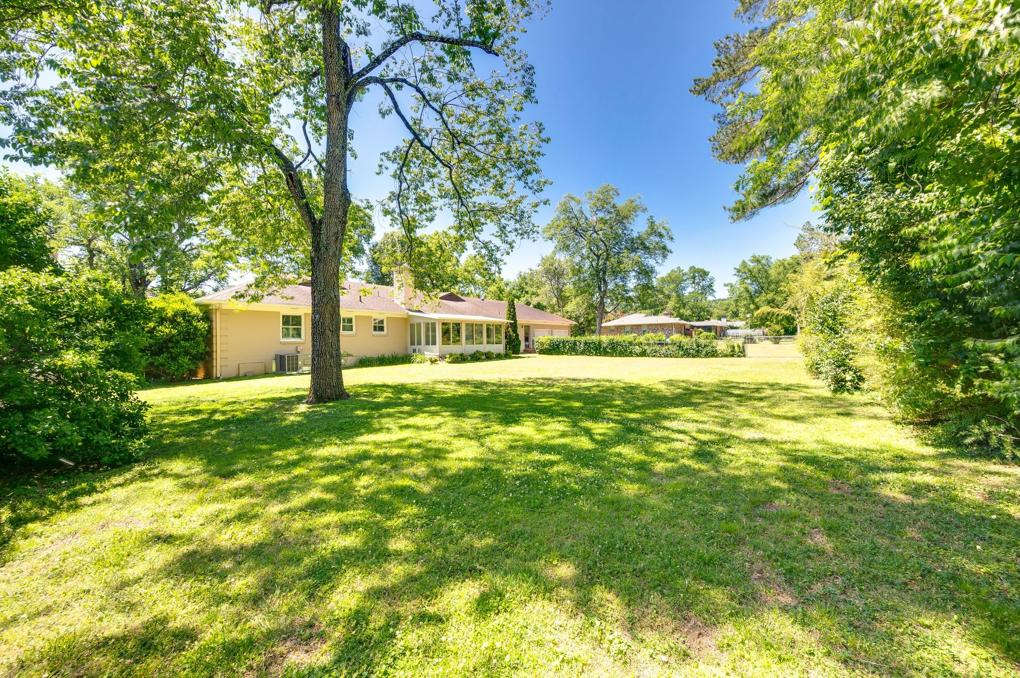 6412 Harding Pike Nashville TN 37205