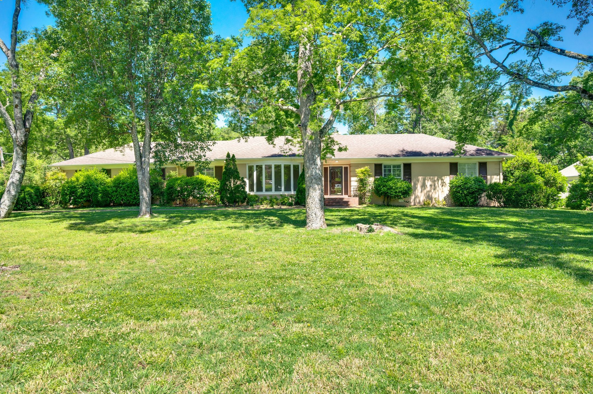 6412 Harding Pike Nashville TN 37205