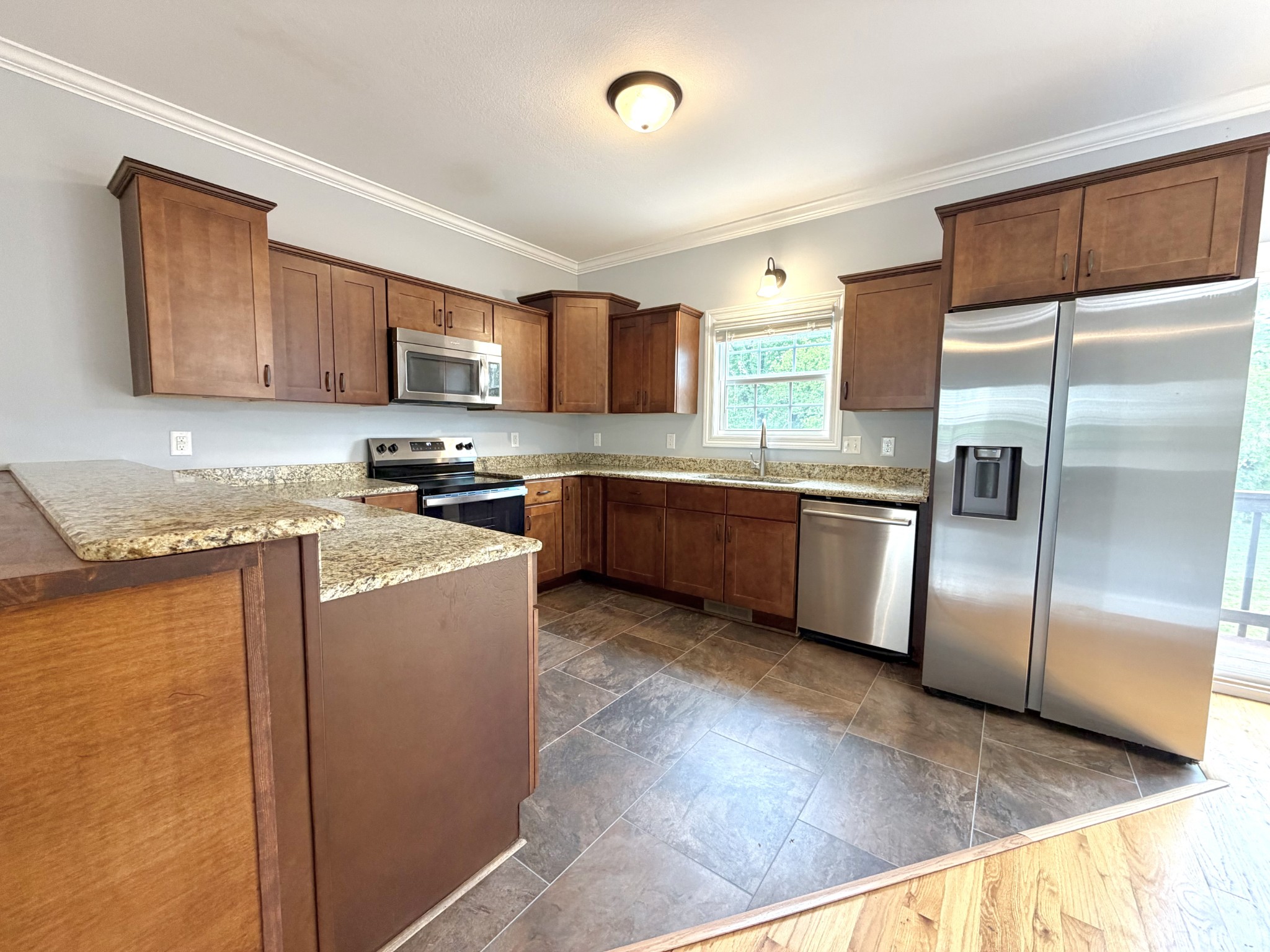 90 Promontory Lane Clarksville TN 37040