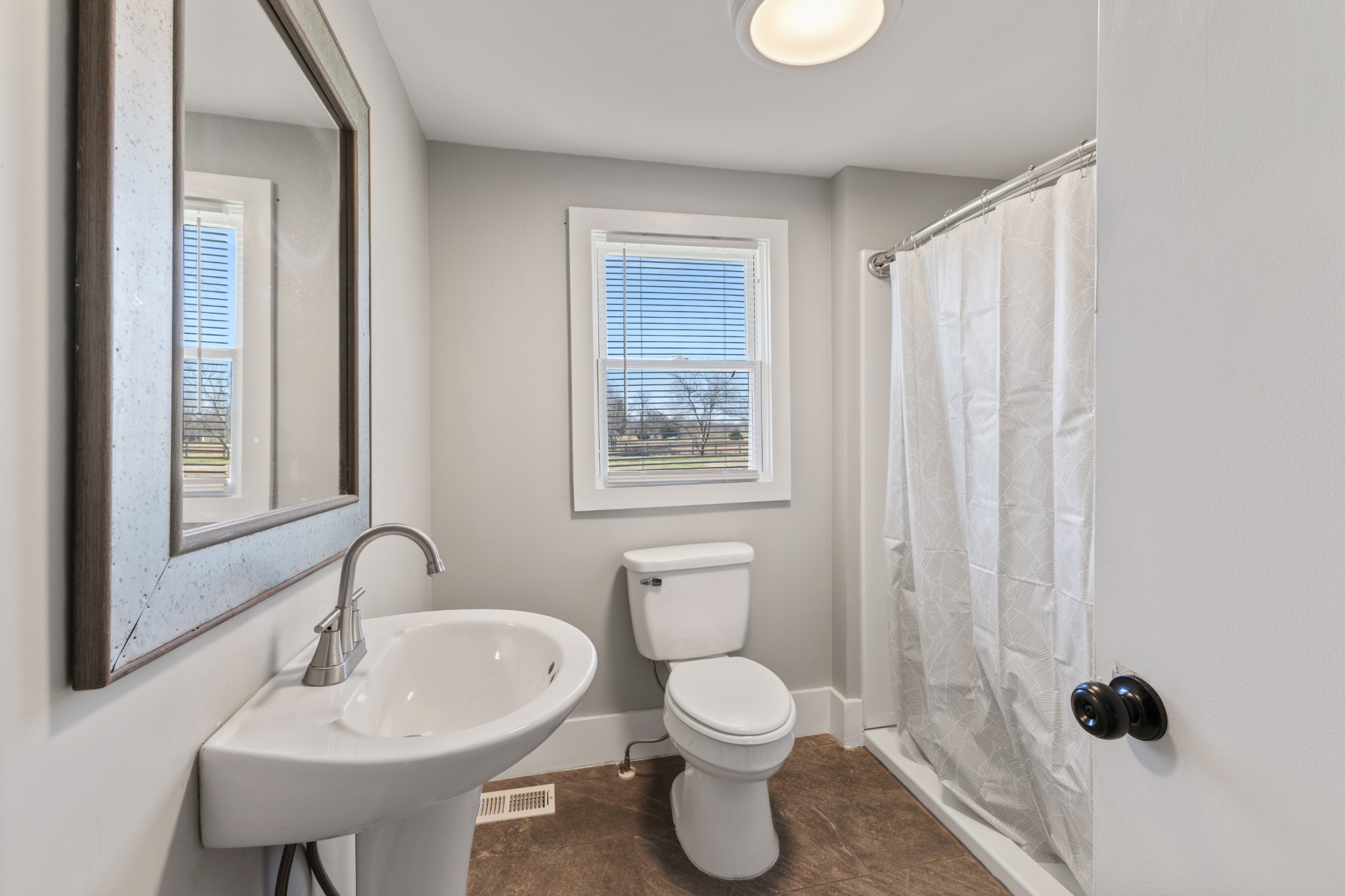 405 Fairfield Road Bethpage TN 37022