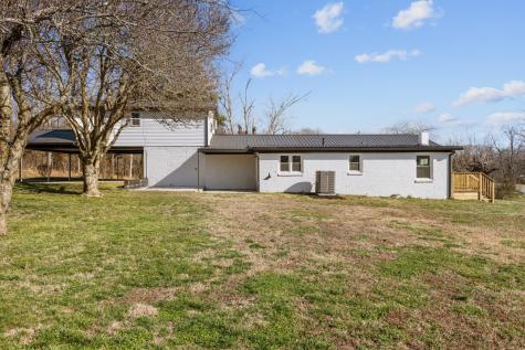 405 Fairfield Road Bethpage TN 37022