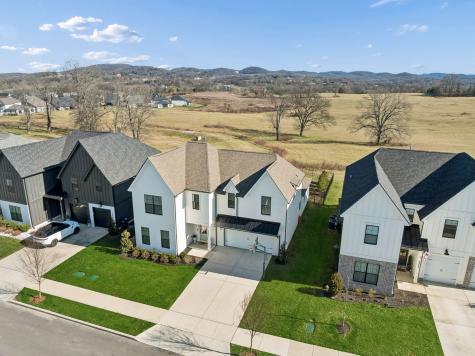 3311 Sassafras Lane Thompsons Station TN 37179
