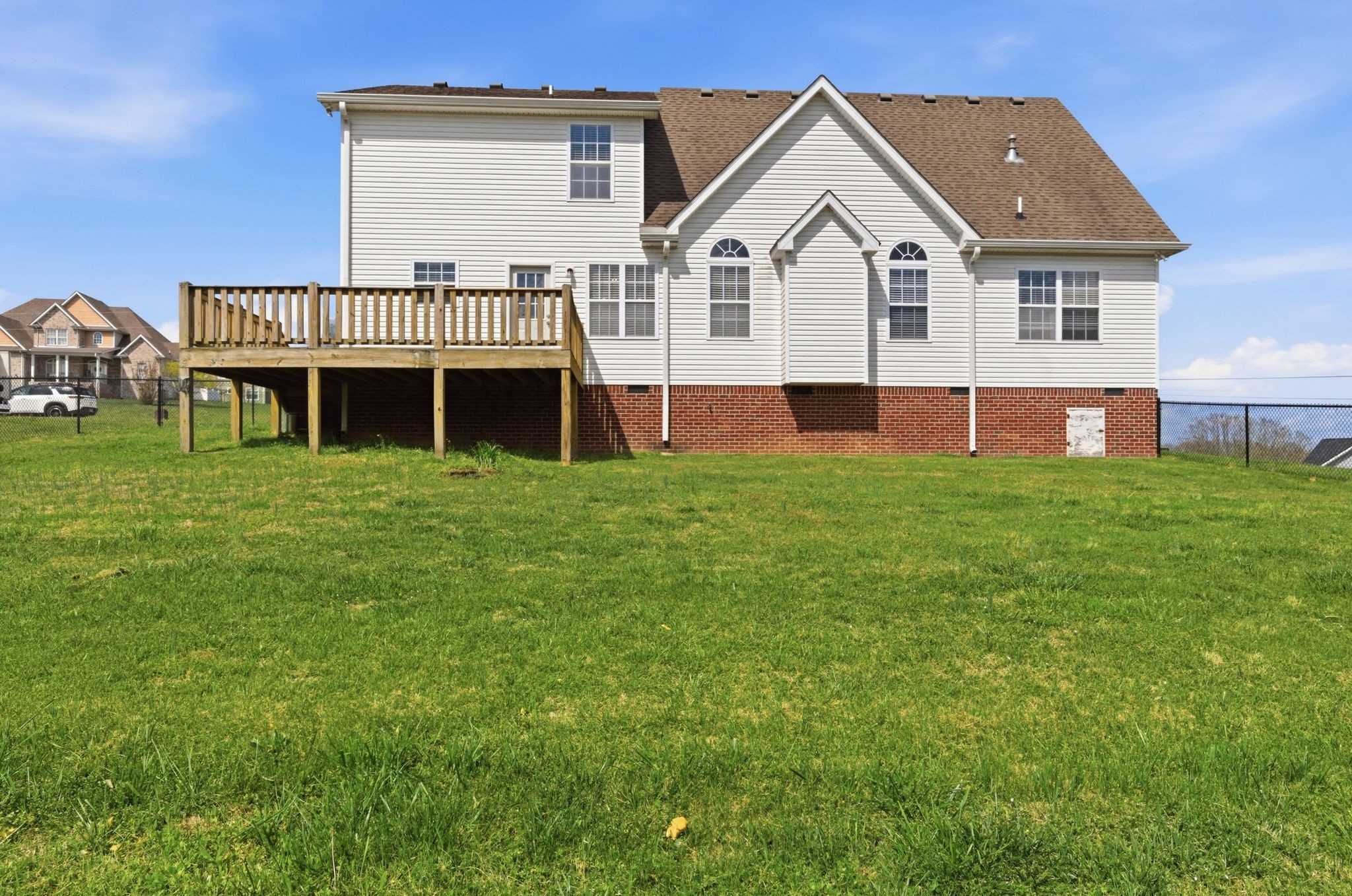 163 Lena Loop Burns TN 37029