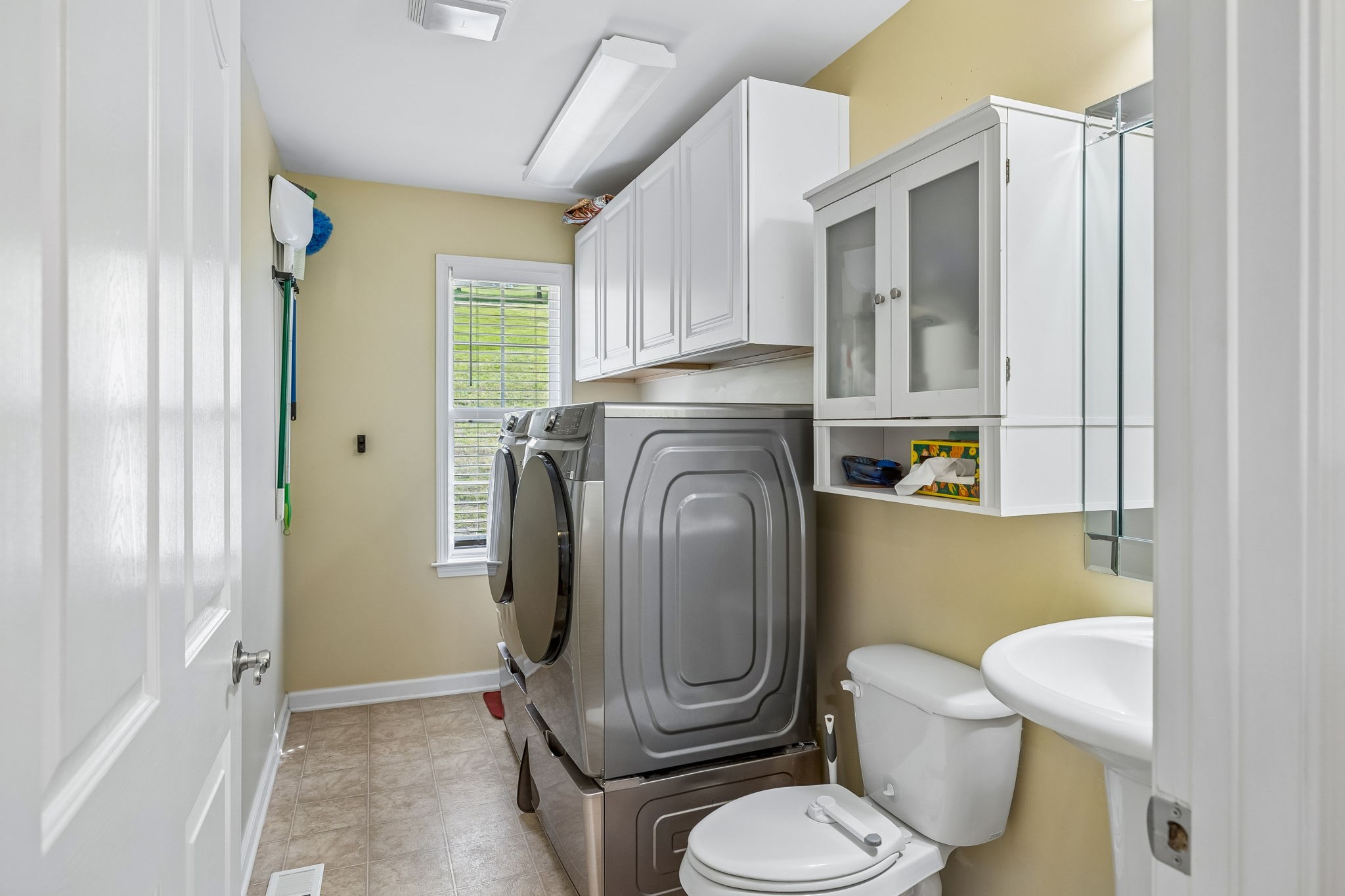 1548 Heller Ridge Spring Hill TN 37174
