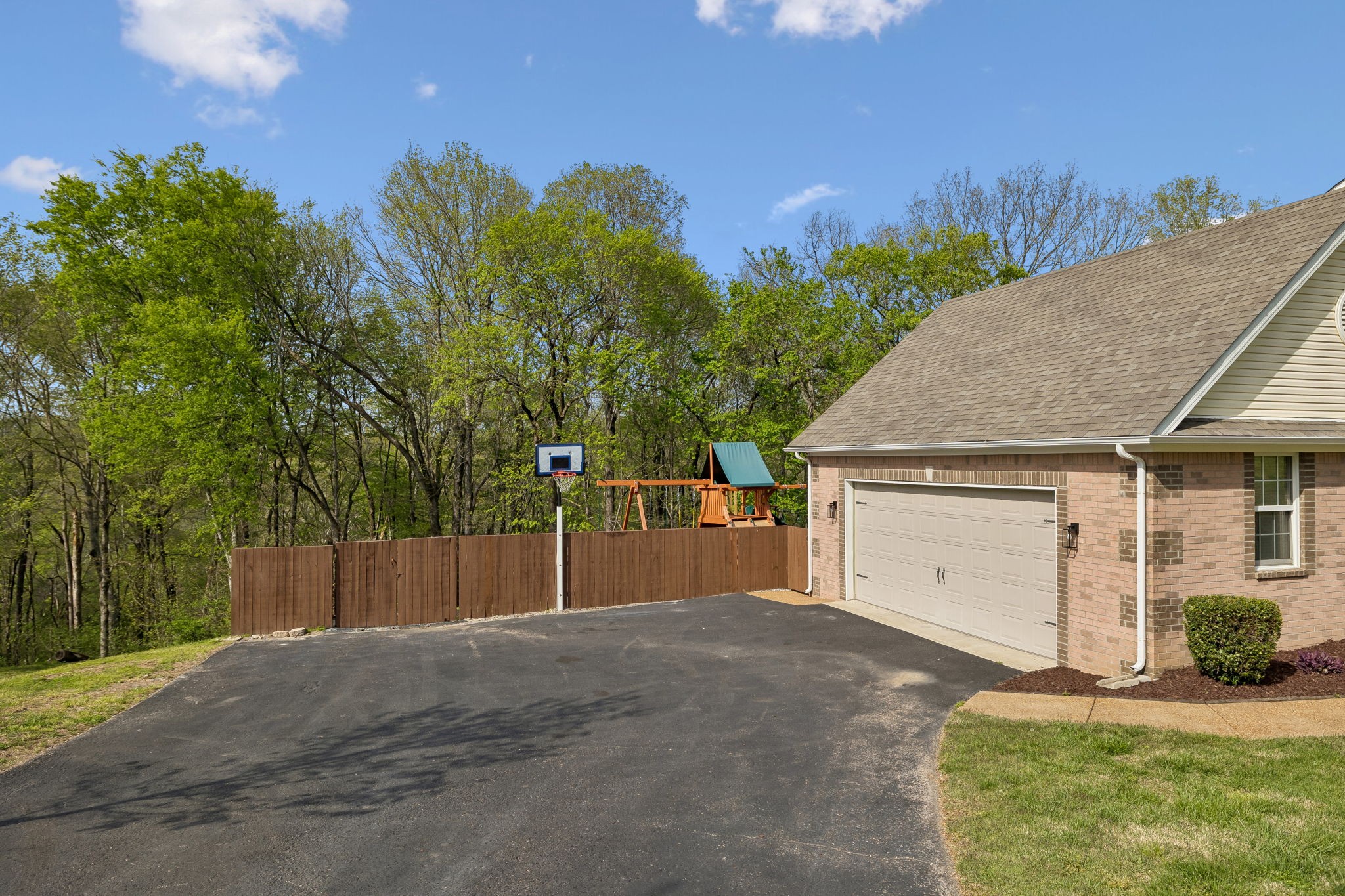1548 Heller Ridge Spring Hill TN 37174