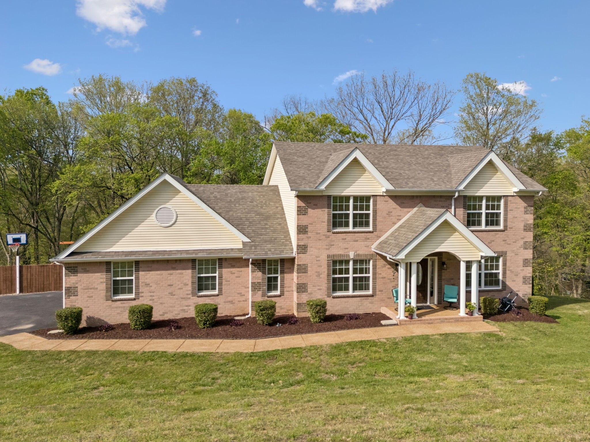 1548 Heller Ridge Spring Hill TN 37174