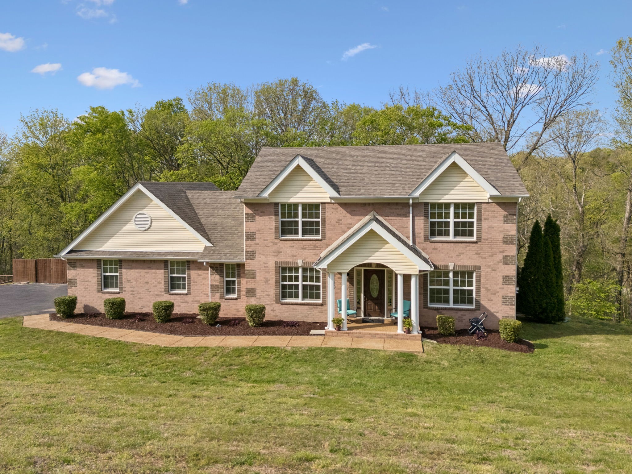1548 Heller Ridge Spring Hill TN 37174
