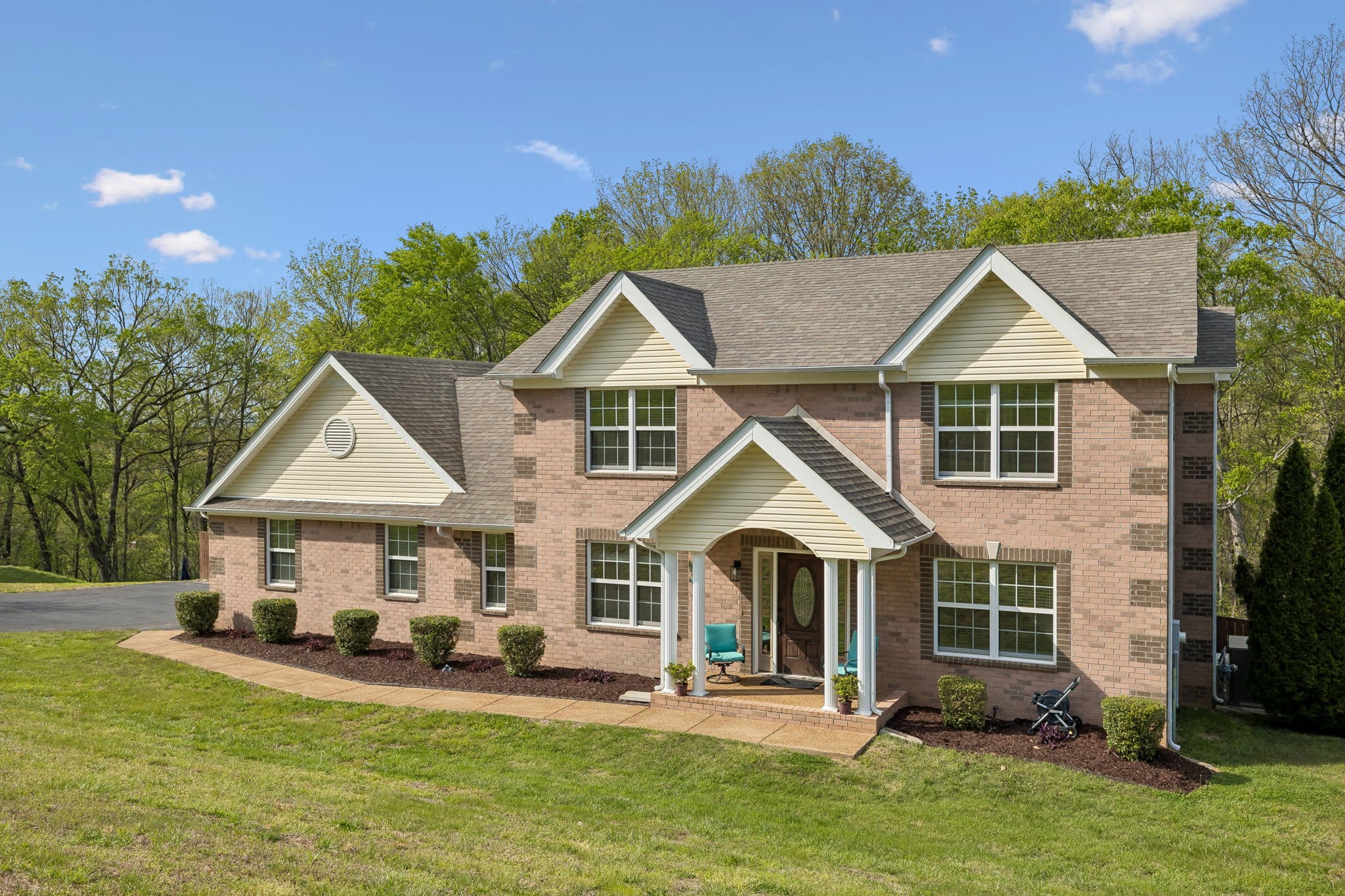 1548 Heller Ridge Spring Hill TN 37174
