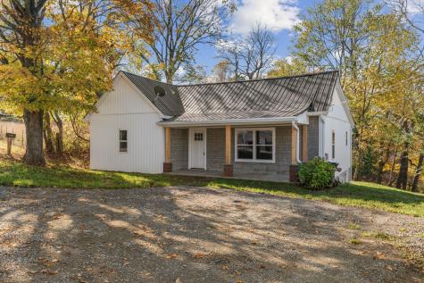 261 Maysville Road Scottsville KY 42164
