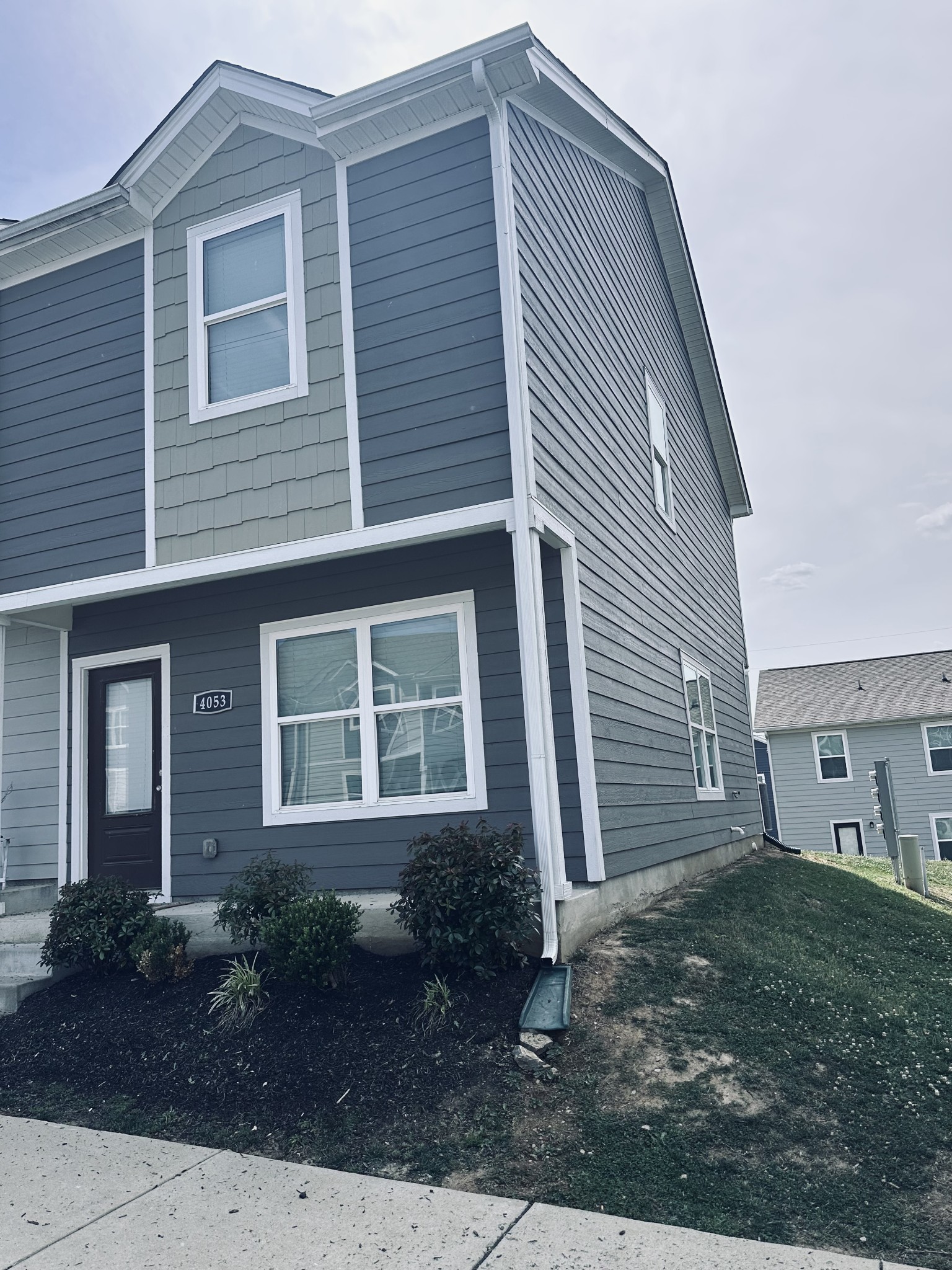 4053 Cody Drive La Vergne TN 37086