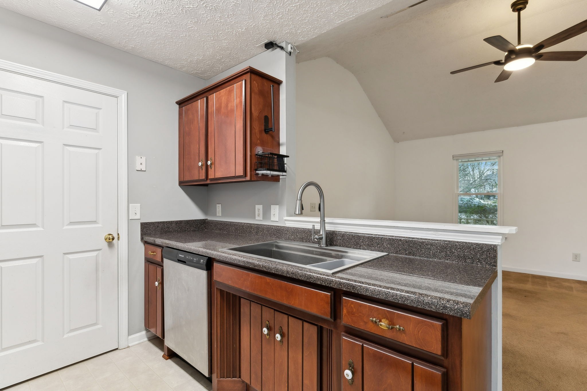 3124 Weatherstone Cv, W Antioch TN 37013