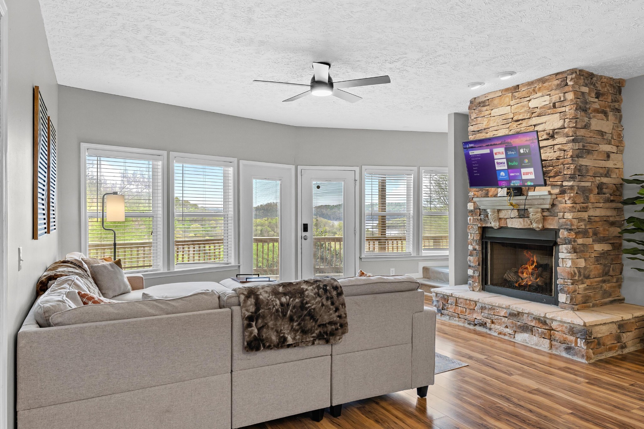 350 Williamson Circle Smithville TN 37166