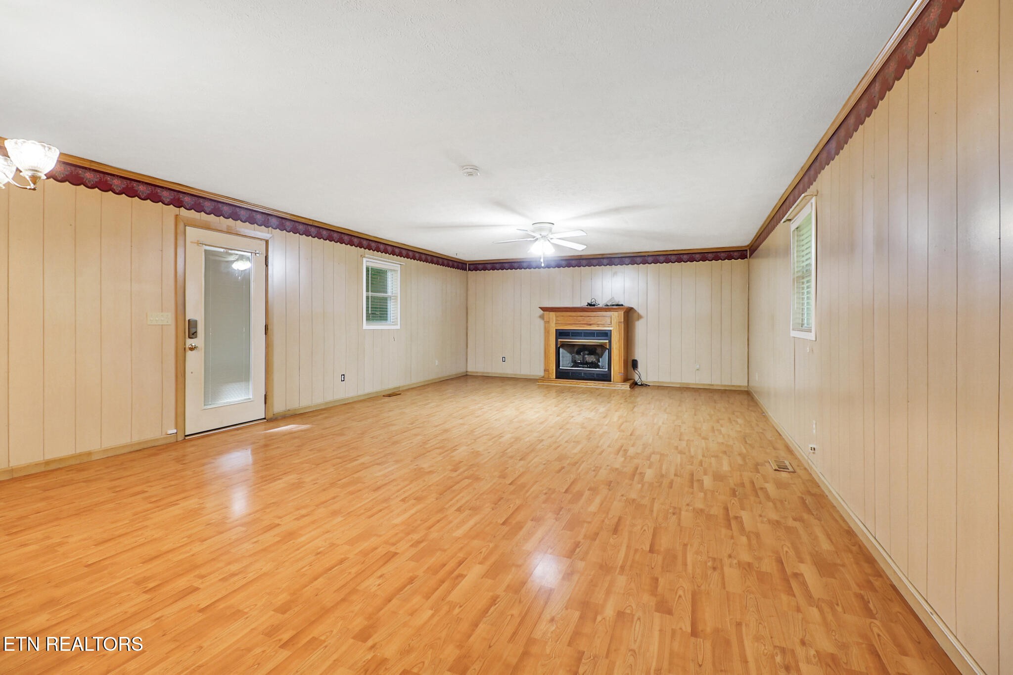 149 Horseshoe Circle Jamestown TN 38556