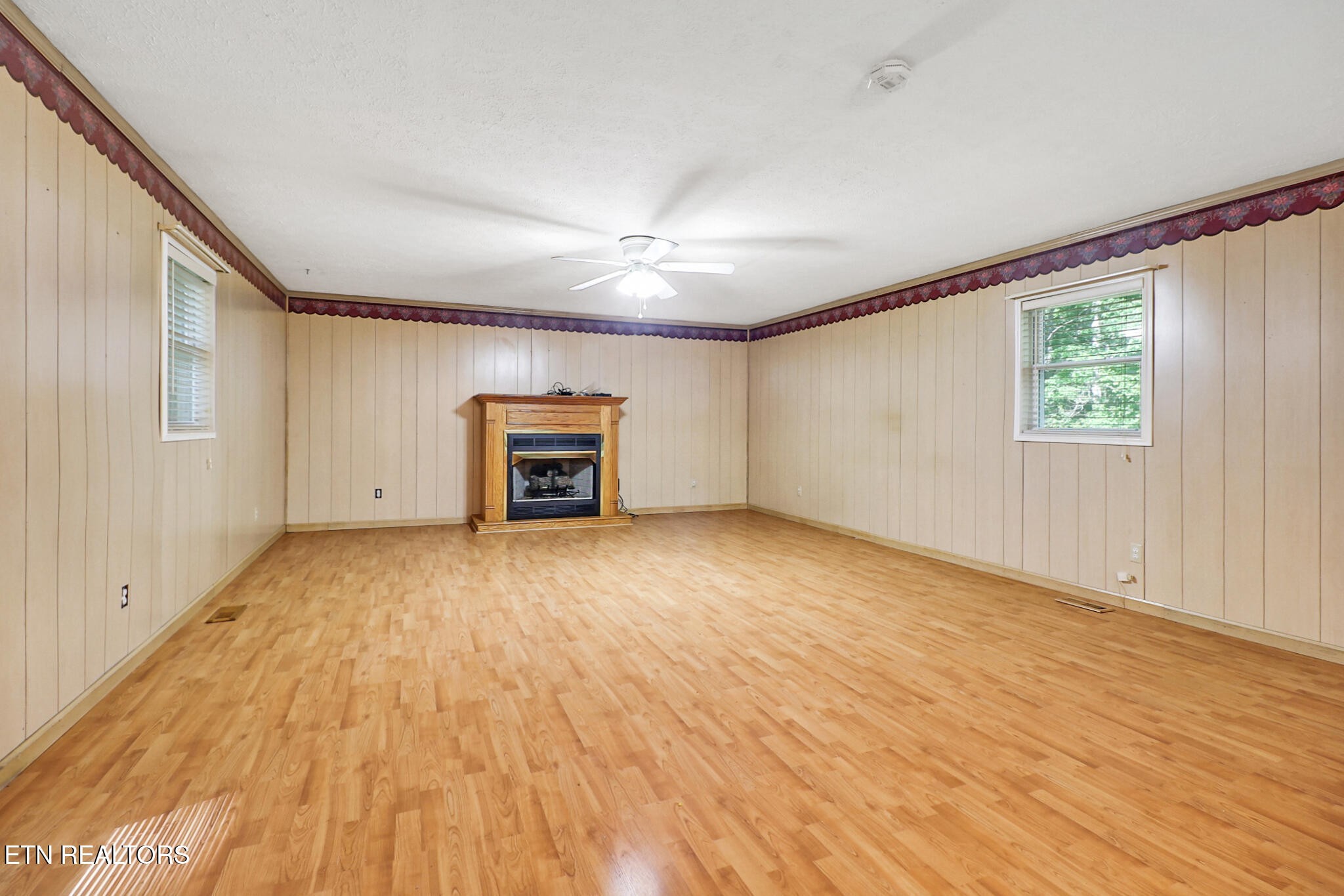149 Horseshoe Circle Jamestown TN 38556