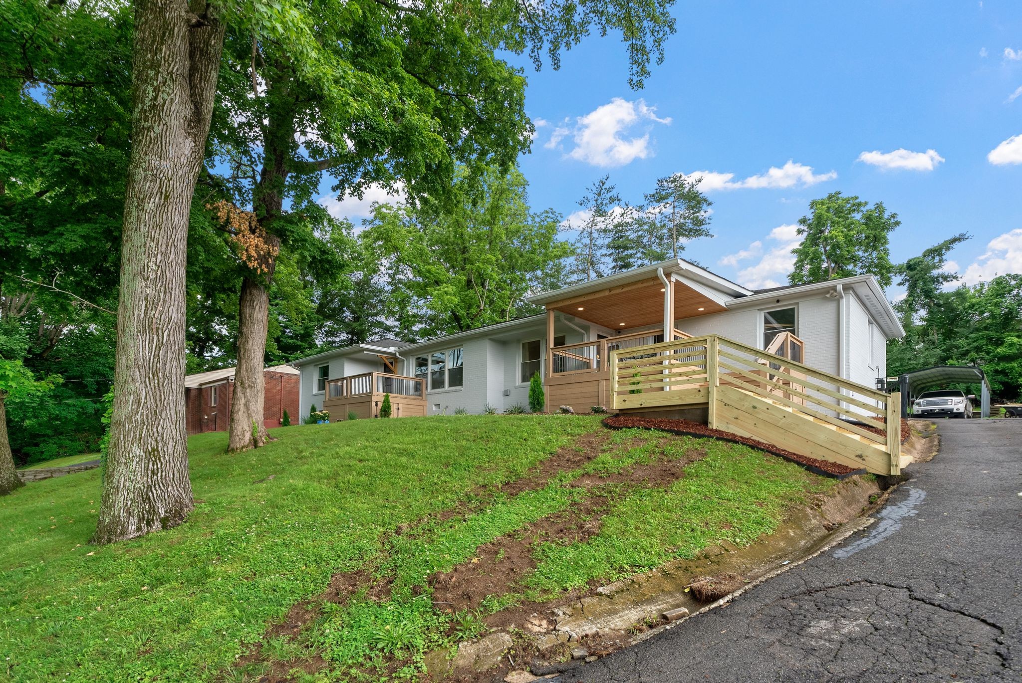 310 Browning Road Nashville TN 37211