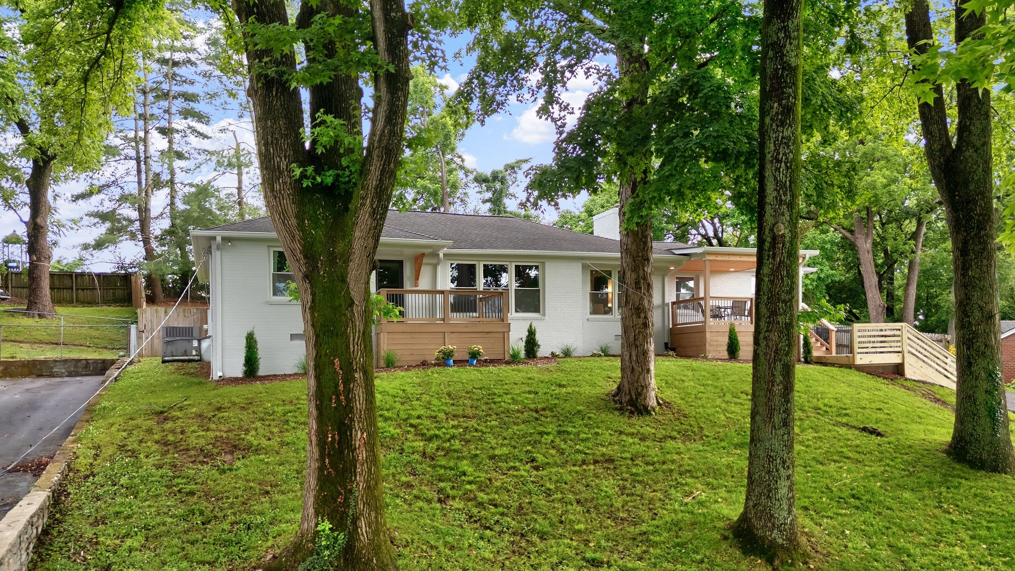 310 Browning Road Nashville TN 37211