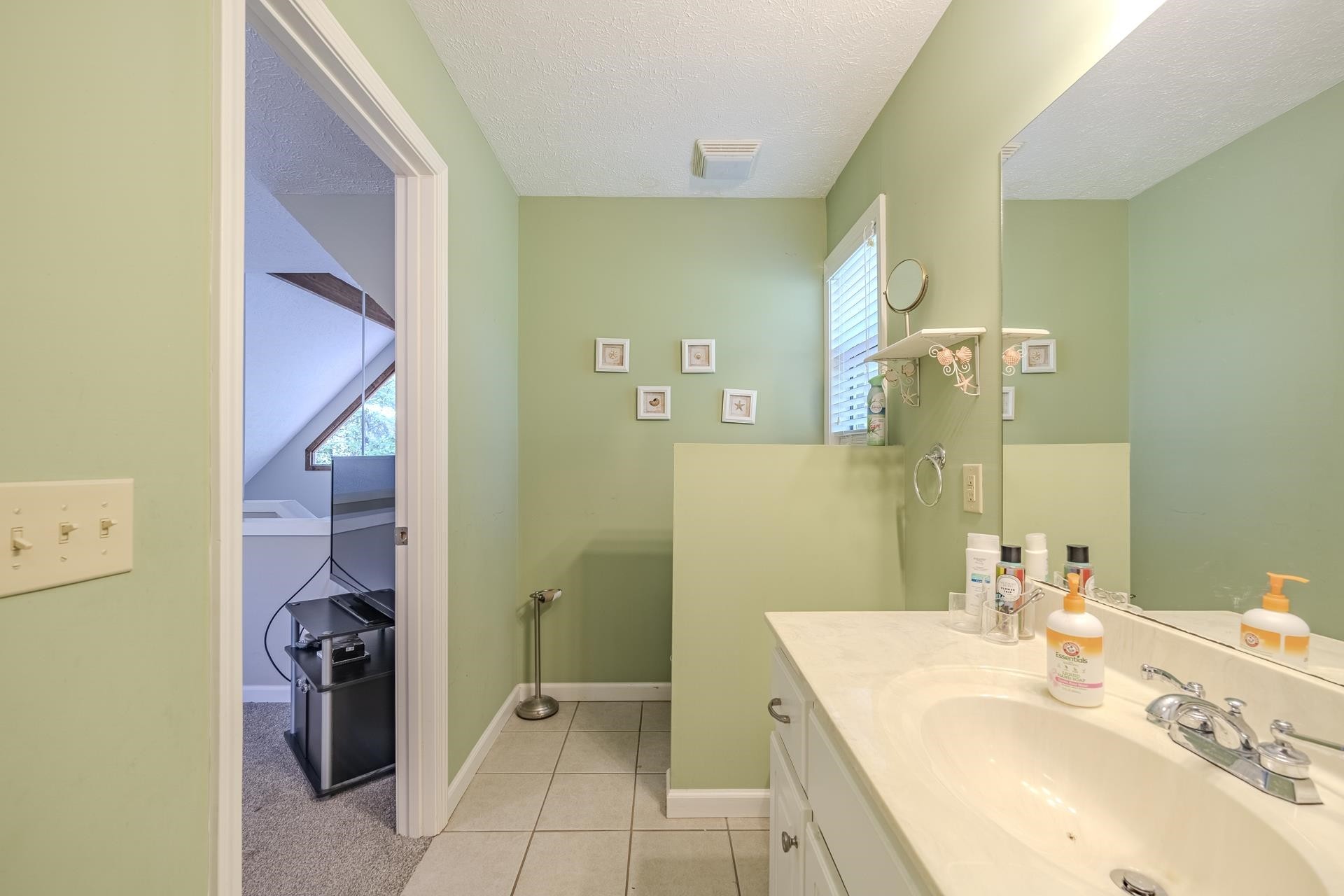 230 Chance Cove Counce TN 38326