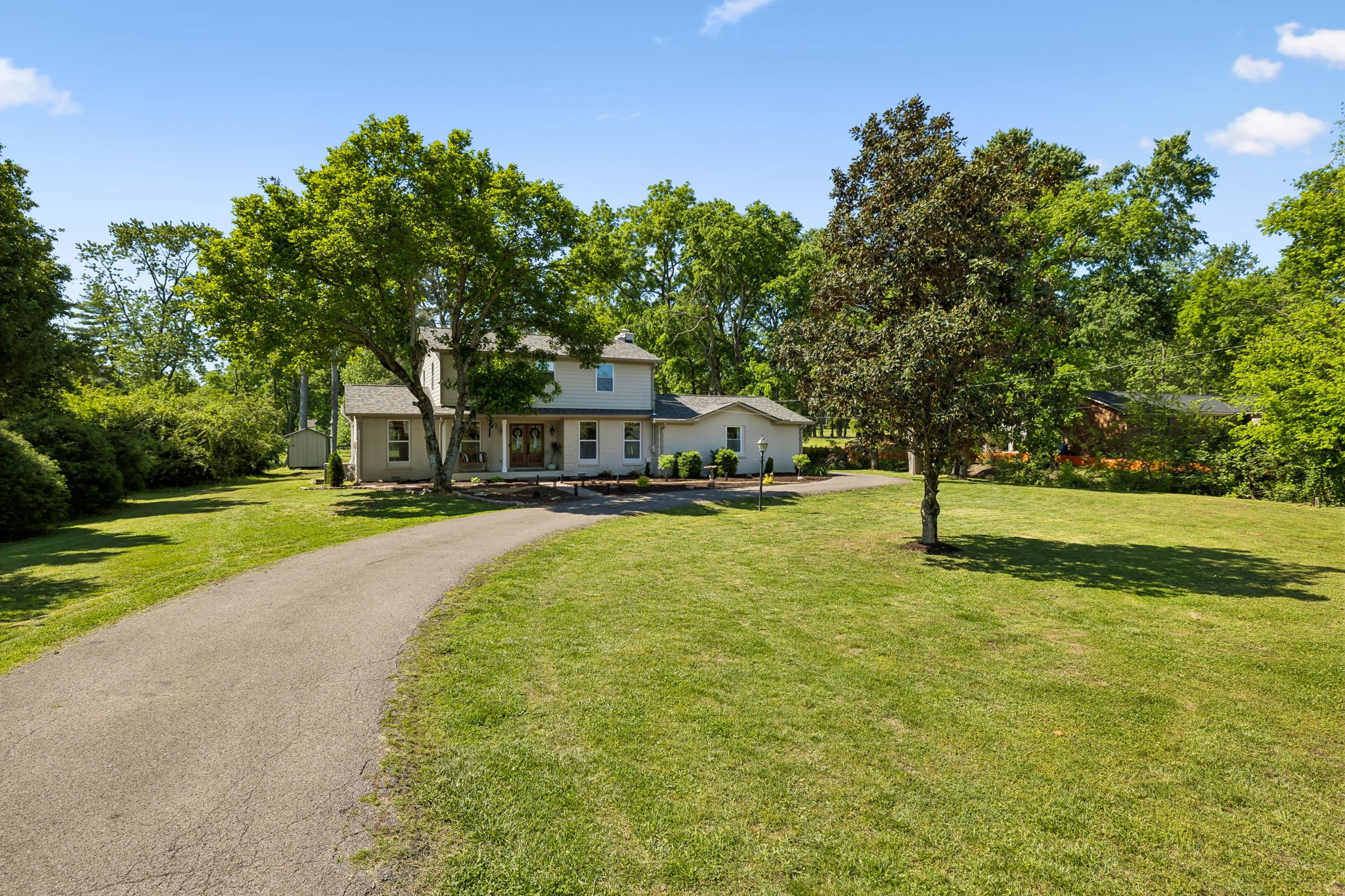 8013 Wikle Road, E Brentwood TN 37027