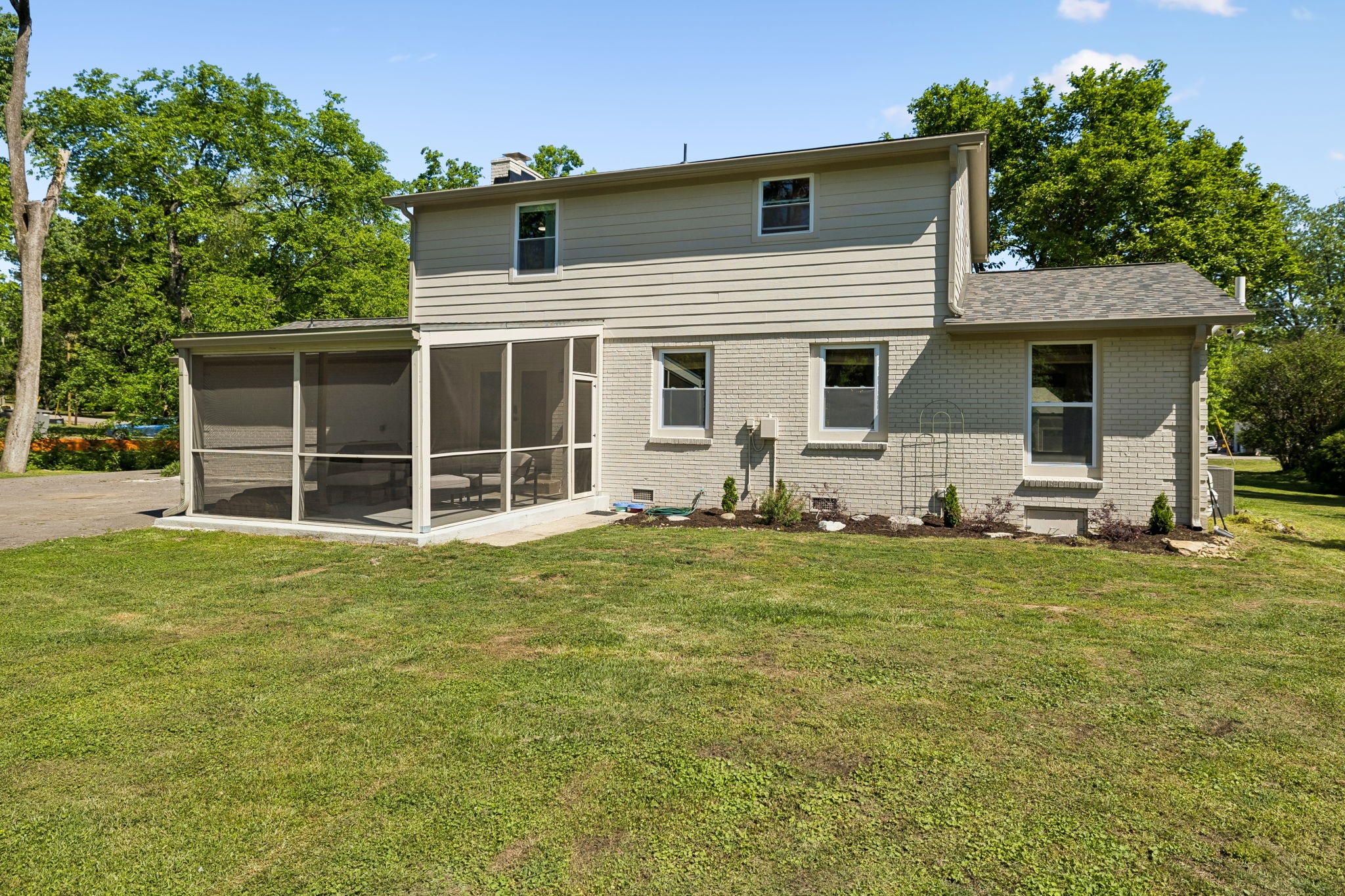 8013 Wikle Road, E Brentwood TN 37027
