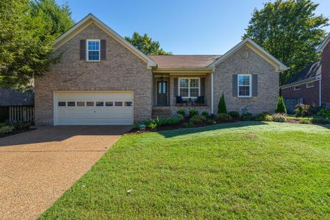 128 Middleboro Circle Franklin TN 37064