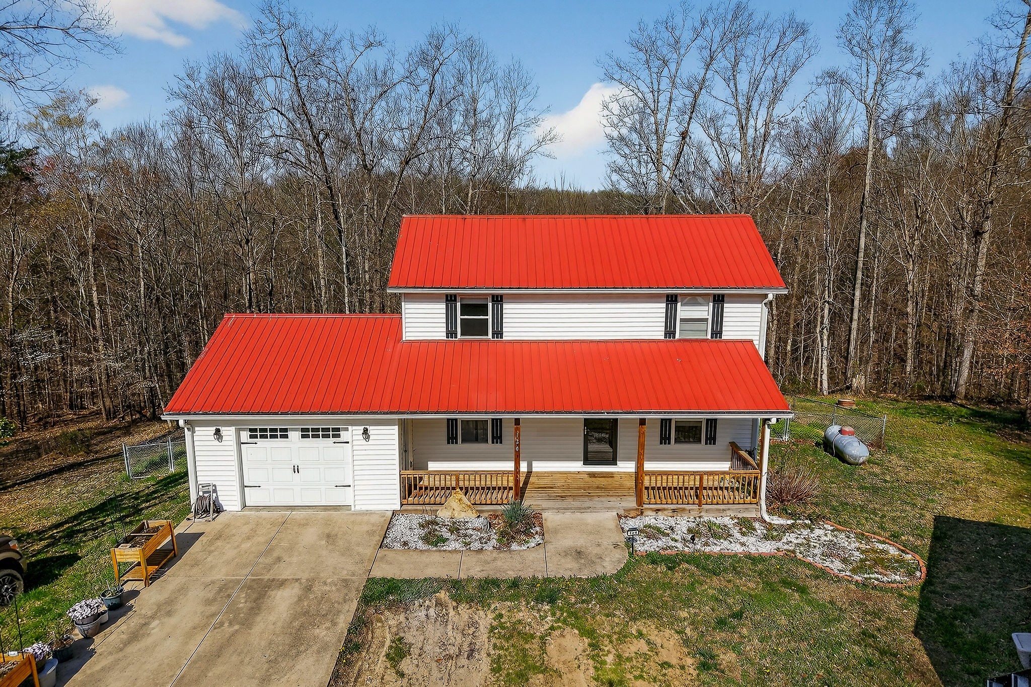 120 Red Bud Lane Hilham TN 38568