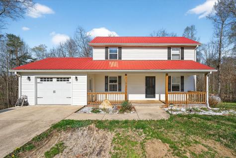 120 Red Bud Lane Hilham TN 38568