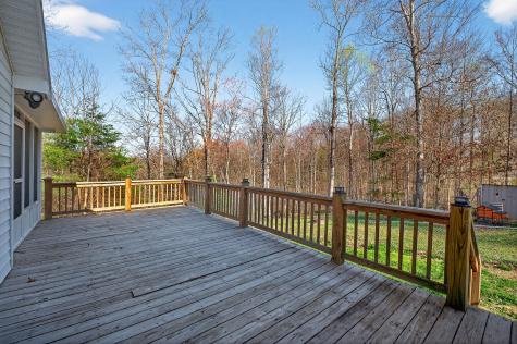 120 Red Bud Lane Hilham TN 38568