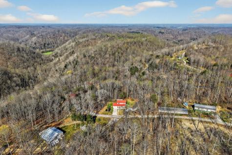 120 Red Bud Lane Hilham TN 38568