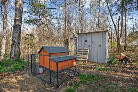 120 Red Bud Lane Hilham TN 38568