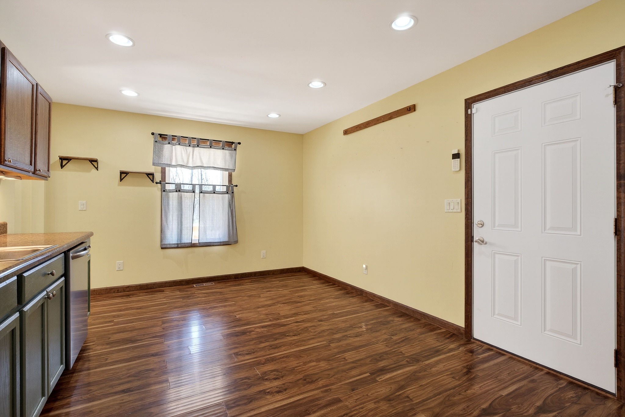 120 Red Bud Lane Hilham TN 38568
