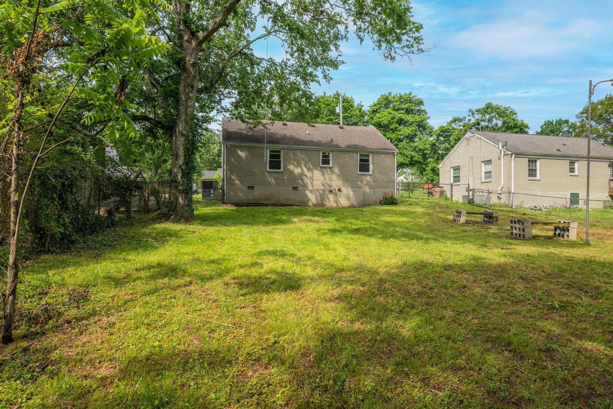 2223 Fernwood Drive Nashville TN 37216