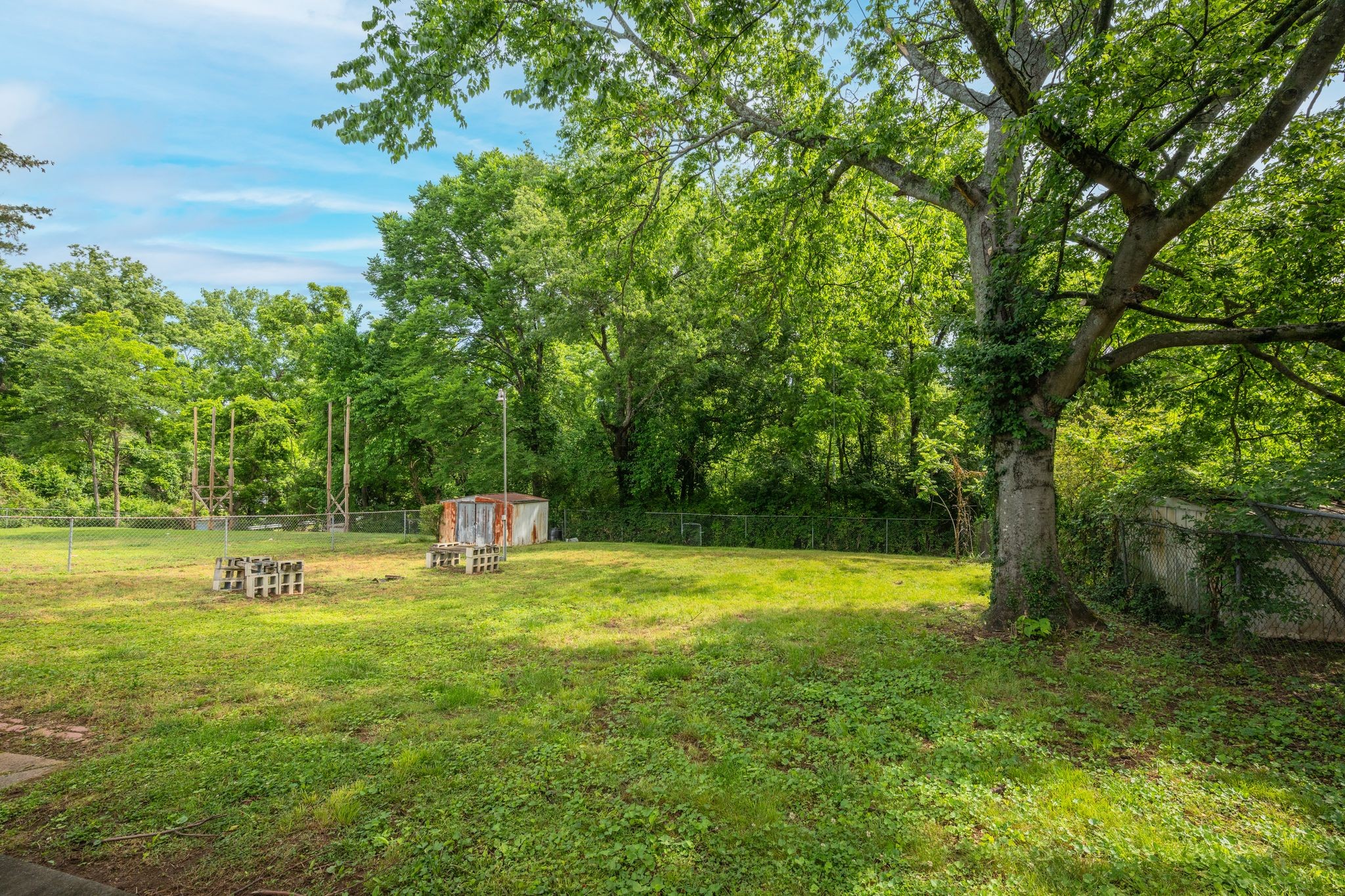 2223 Fernwood Drive Nashville TN 37216