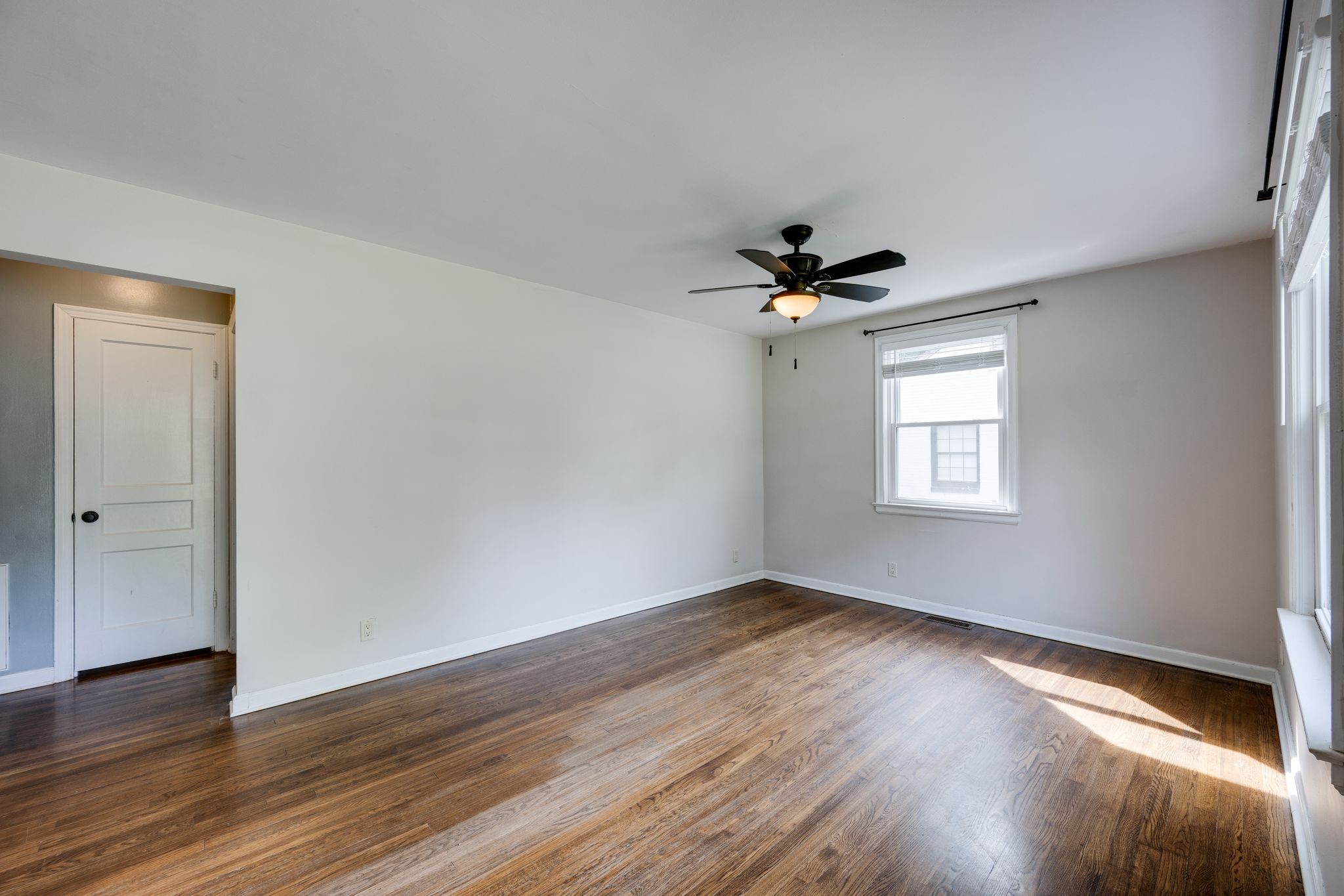 2223 Fernwood Drive Nashville TN 37216