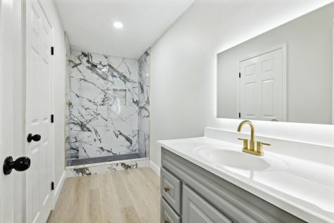 232 Deer Point Nashville TN 37209