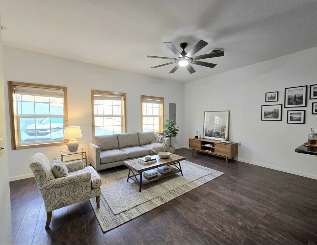 321 S John Locke Road Mcminnville TN 37110