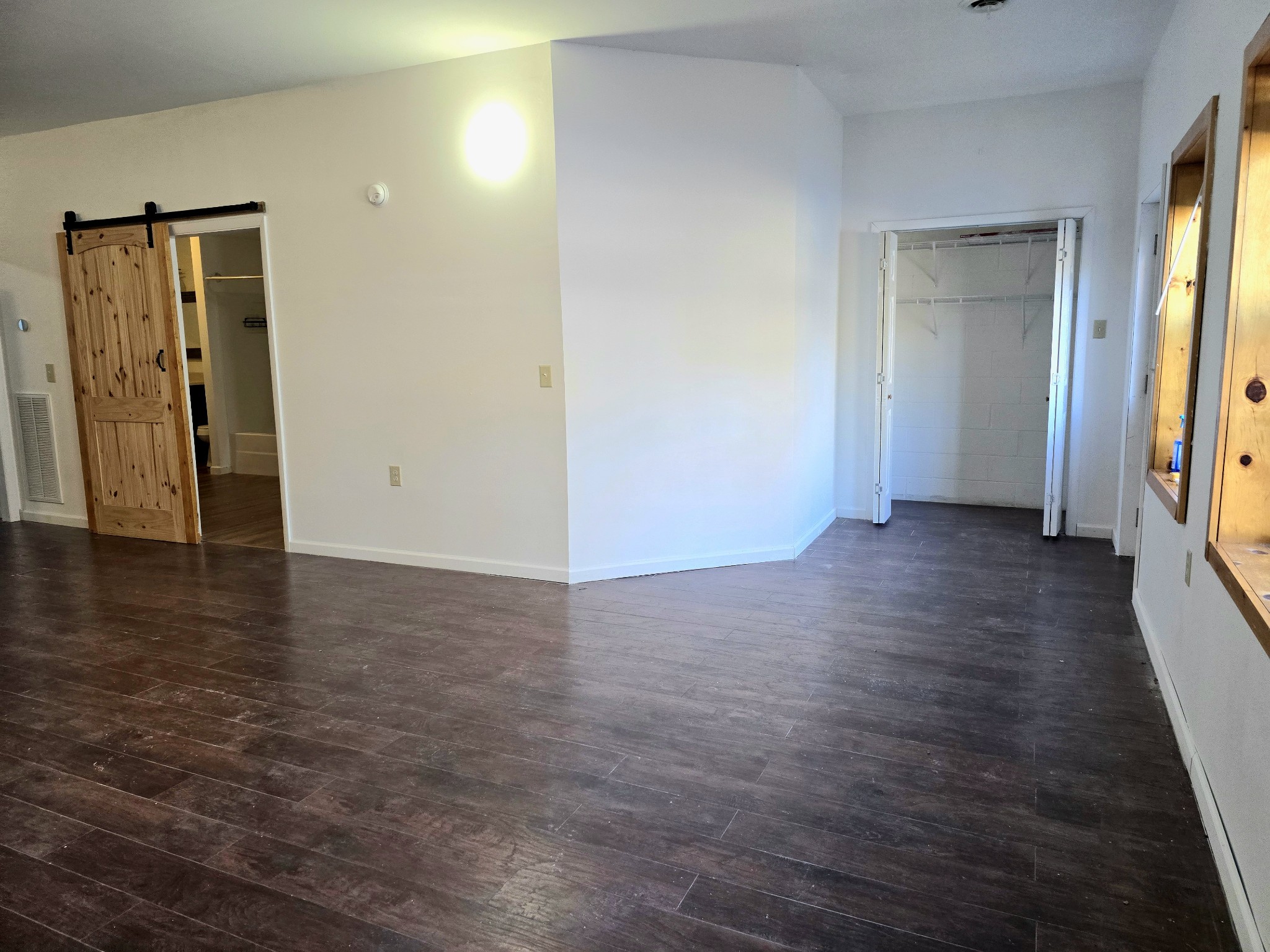 321 S John Locke Road Mcminnville TN 37110